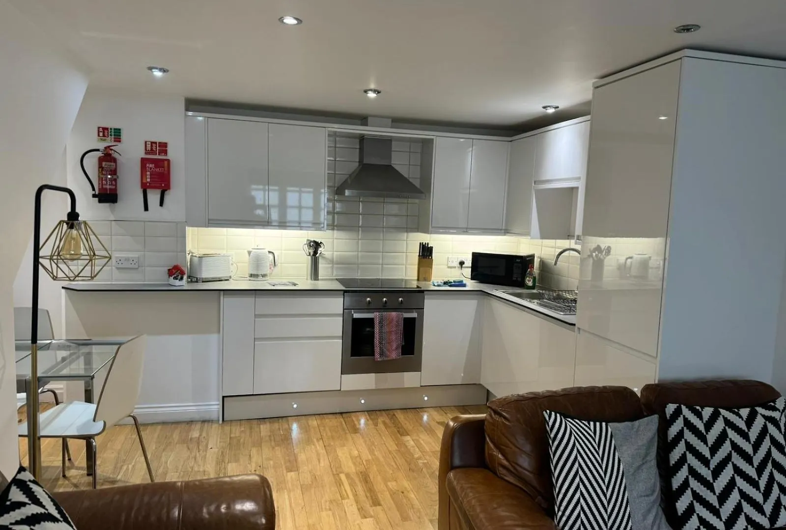 West Street Mews - Serviced Accommodation Exeter Apartment