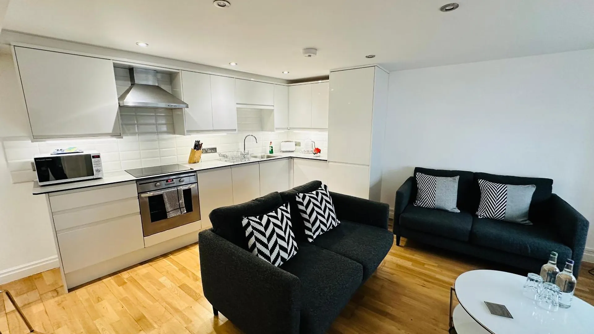 West Street Mews - Serviced Accommodation Exeter 0*,  United Kingdom